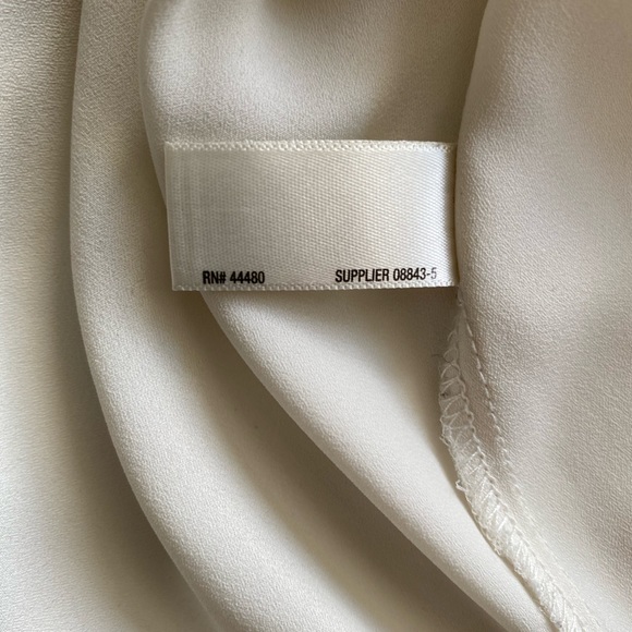 I Heart Ronson Blouse Womens Size XS Ivory Roll Tab Sleeves Flowly Lightweight - Picture 7 of 9